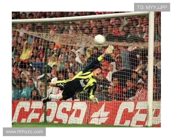 伊克尔·卡西利亚斯:西班牙传奇门将的巅峰与挑战之路