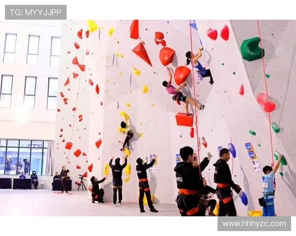南京攀岩队荣登攀岩比赛经验排行榜首位引领全国攀岩热潮