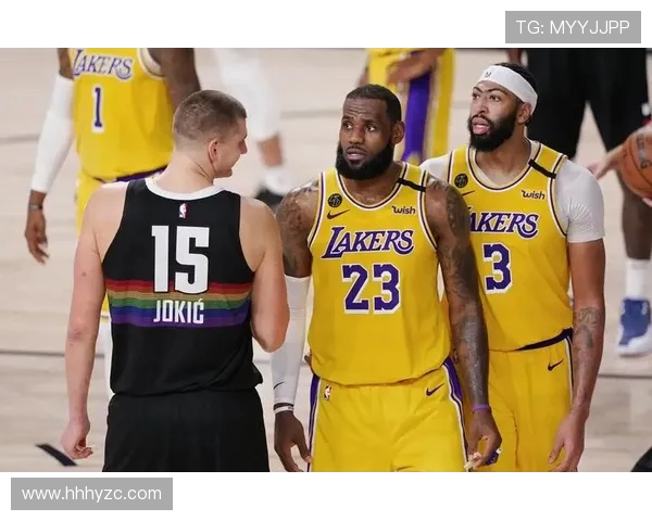 2020年湖人与掘金的激烈对决回顾与分析