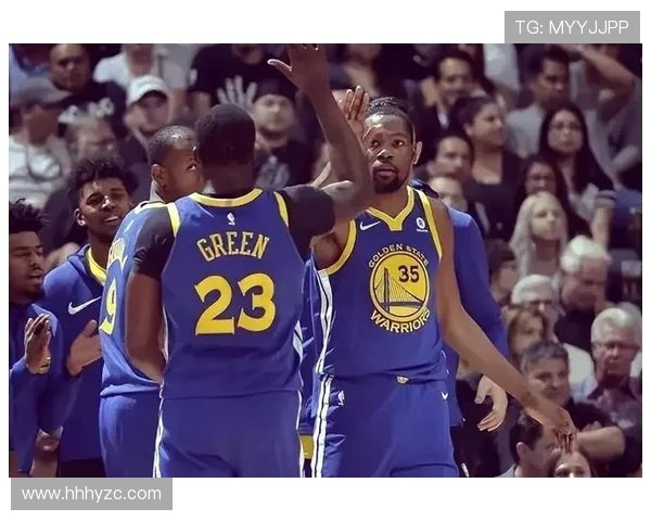 4月1日火箭对勇士精彩比赛录像回放分析与精彩瞬间回顾