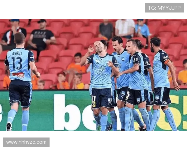 埃因霍温主场迎战赫拉克勒斯争夺联赛重要积分之战